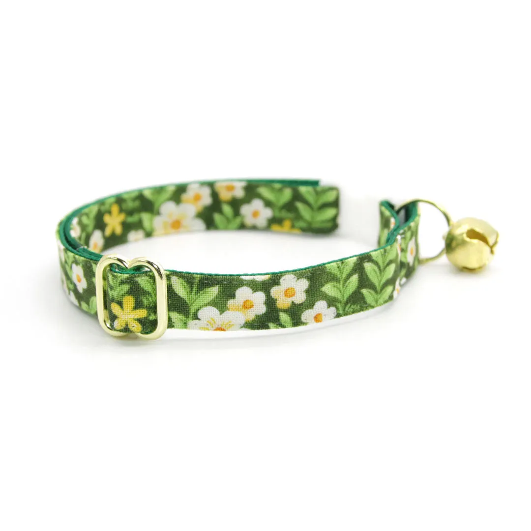 Cat Collar - "Hazel" - Green Floral Cat Collar / Breakaway Buckle or Non-Breakaway / Cat, Kitten   Small Dog Sizes